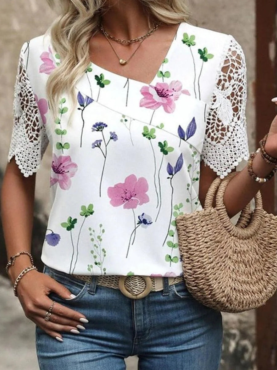 LilyWish Groovy V-Neck Short Sleeve Top