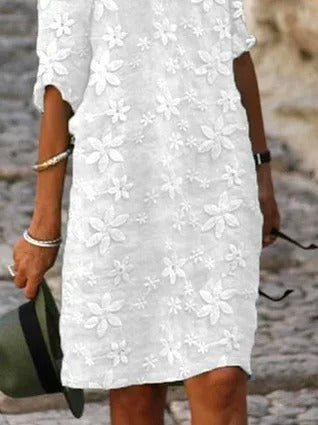 Women's White Floral Lace V-Neck Half Sleeve Shift Dress